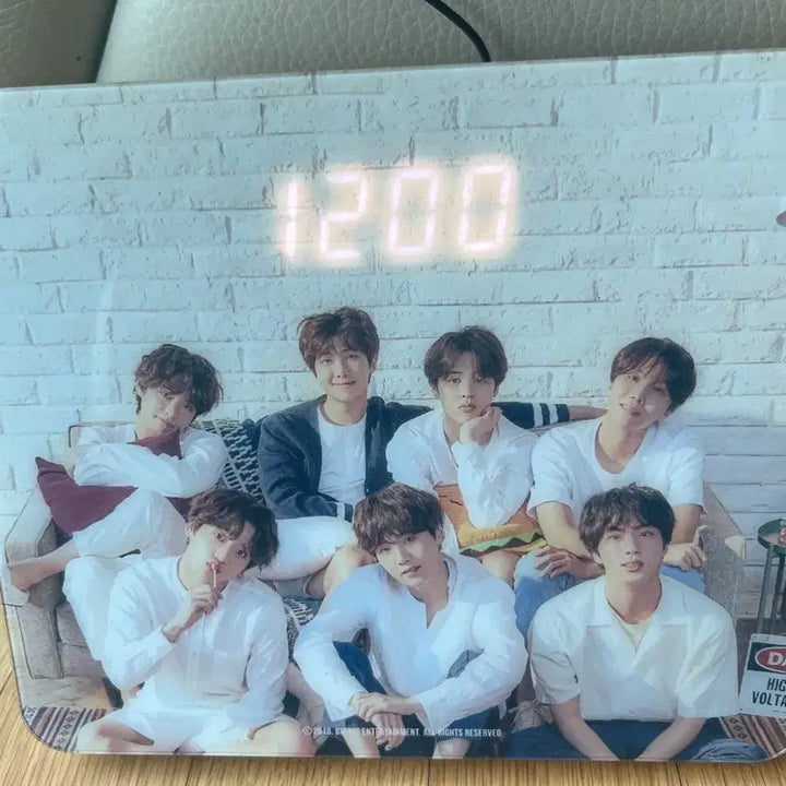 [BUNJANG] BTS O,NEUL Exhibition Acrylic Clock / BTS 오,늘 전시회 아크릴 시계