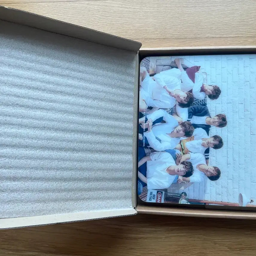 [BUNJANG] BTS O,NEUL Exhibition Acrylic Clock / BTS 오,늘 전시회 아크릴 시계