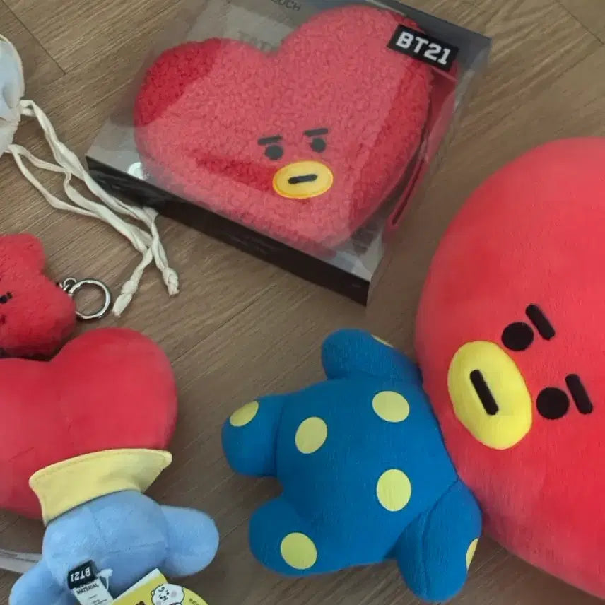 [SOLD OUT] 방탄 bts bt21 플랫퍼 키링 인형, 스탠딩돌, 파우치, 드림치미 판