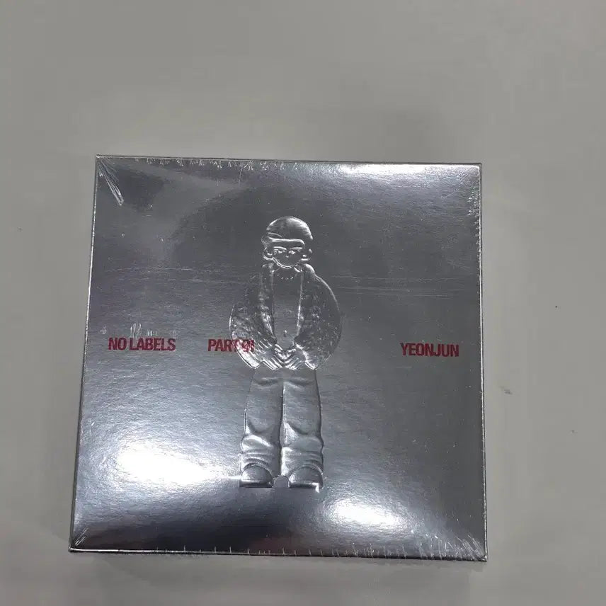 [BUNJANG] TXT Yeonjun No Label Figure Keyring Version Sealed / 투바투 연준 no label 피규어 키링 버전  미개봉