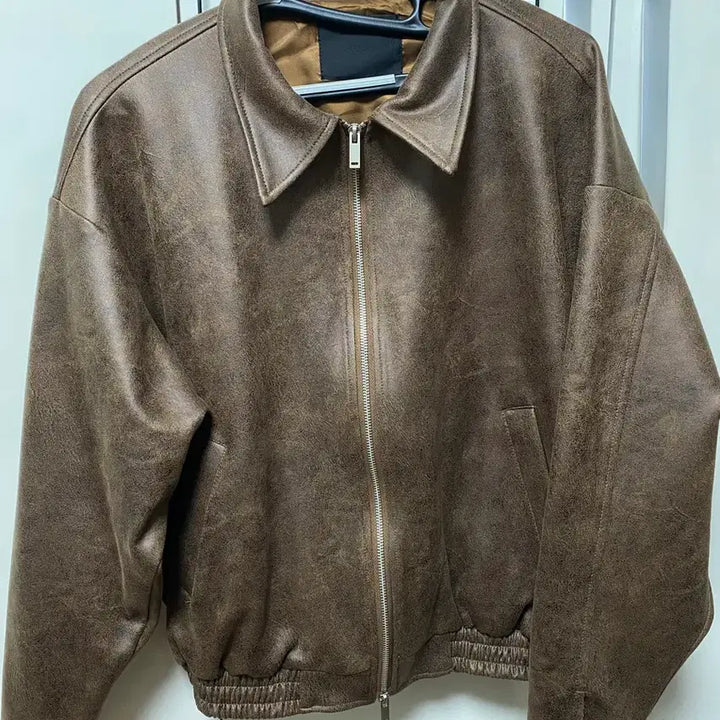 [BUNJANG] Oversized Crop Vegan Leather Jacket / 오버핏 크롭 자켓