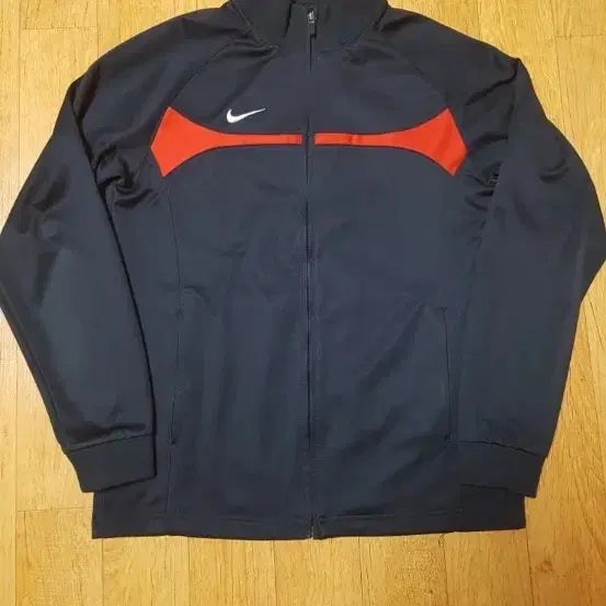[SOLD OUT] (새상품급정품)나이키 트랙 트레이닝 저지 자켓 네이비/레드 L 100