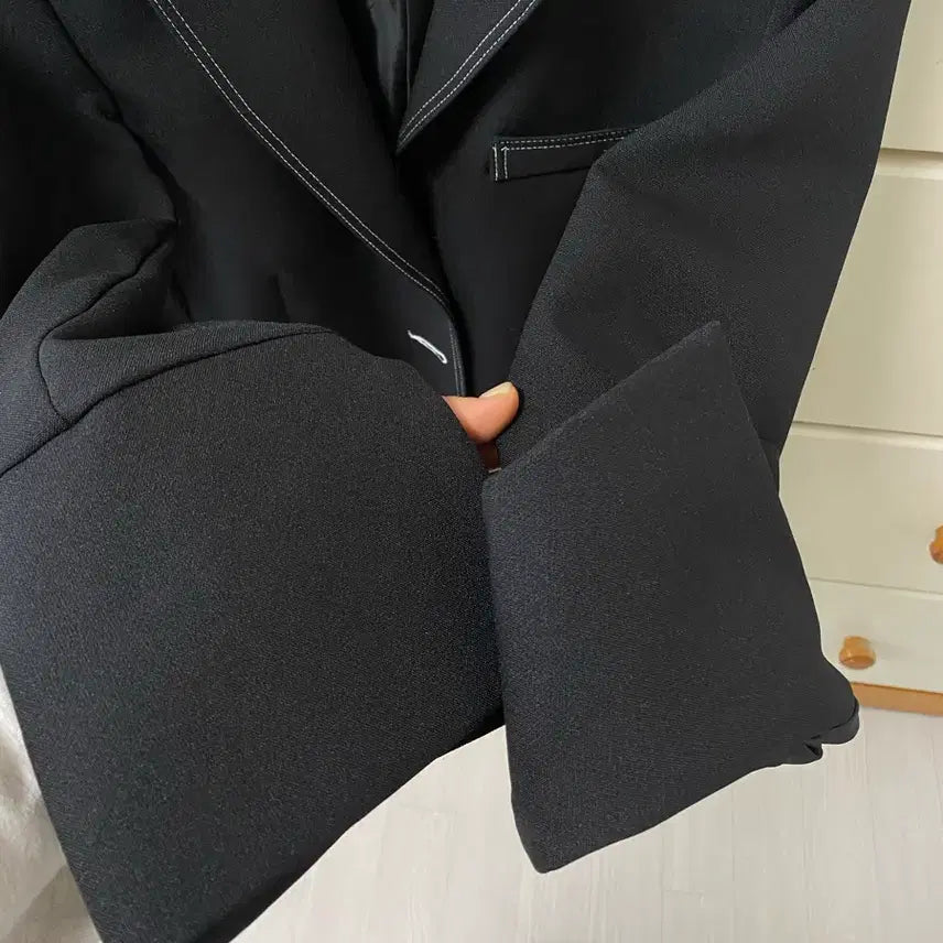 [SOLD OUT] 스티치 배색 자켓