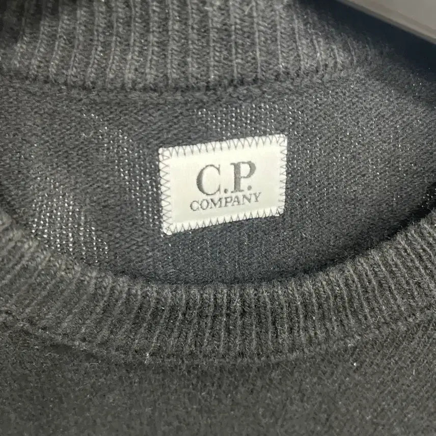 [BUNJANG] C.P. Company Black Knit Sweater / C.P.컴퍼니 니트