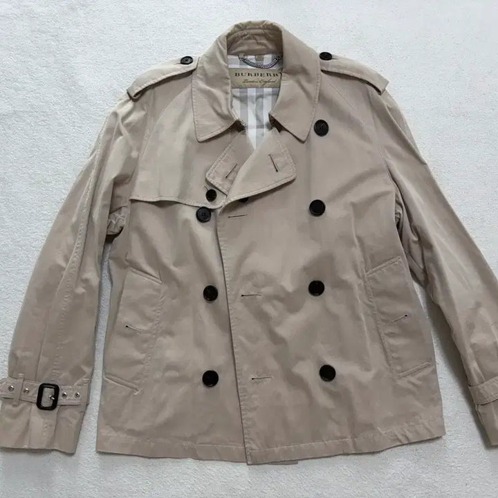 [SOLD OUT] [M] 버버리 하프 트렌치 코트 자켓