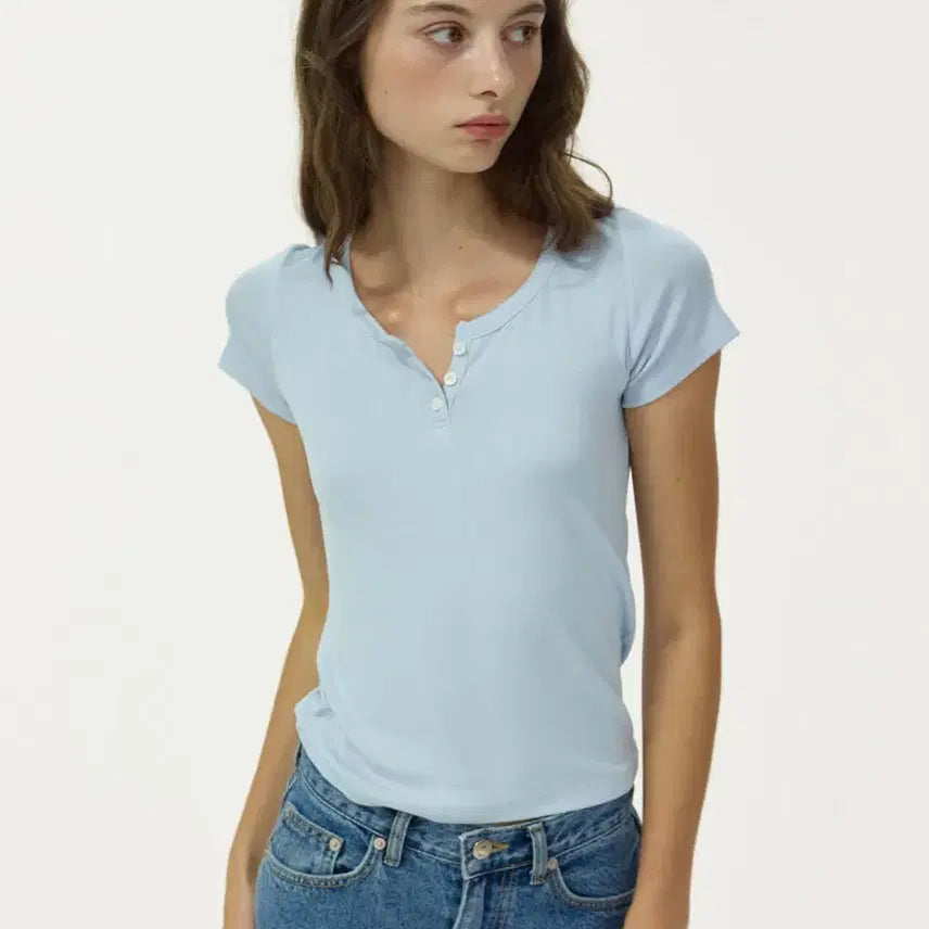 [SOLD OUT] 리본빛 ribbonbit fog button T-shirt 착용샷