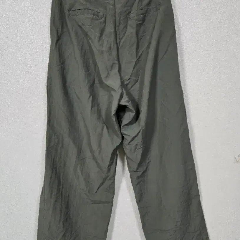 [BUNJANG] Khaki Tucked Wide Leg Pants / 카키색 핀턱 와이드바지