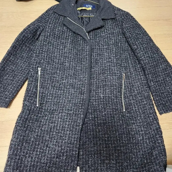 [SOLD OUT] 플라스틱 아일랜드 코트 초가성비 !!