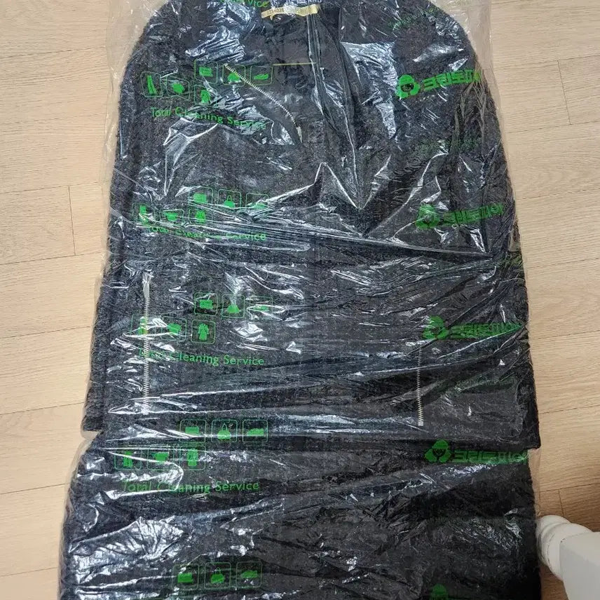 [SOLD OUT] 플라스틱 아일랜드 코트 초가성비 !!