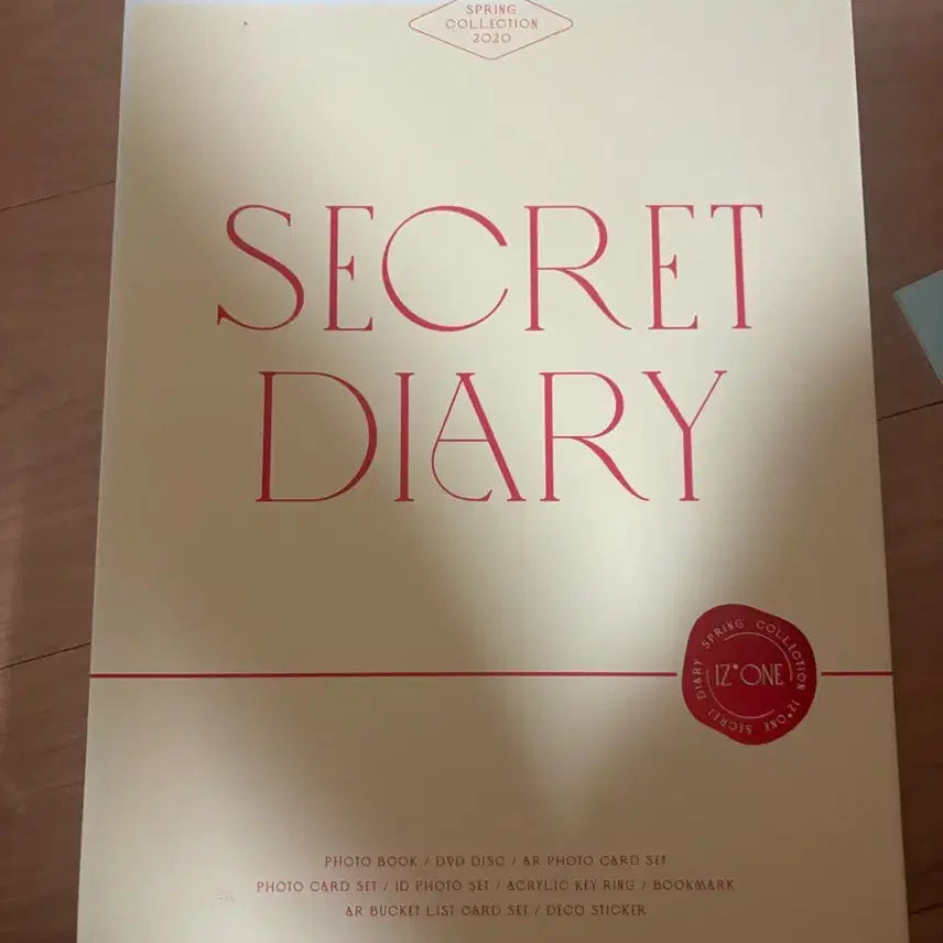 [BUNJANG] IZ*ONE Secret Diary 2020 Spring Collection / 아이즈원 Secret Diary 2020 스프링 컬렉션
