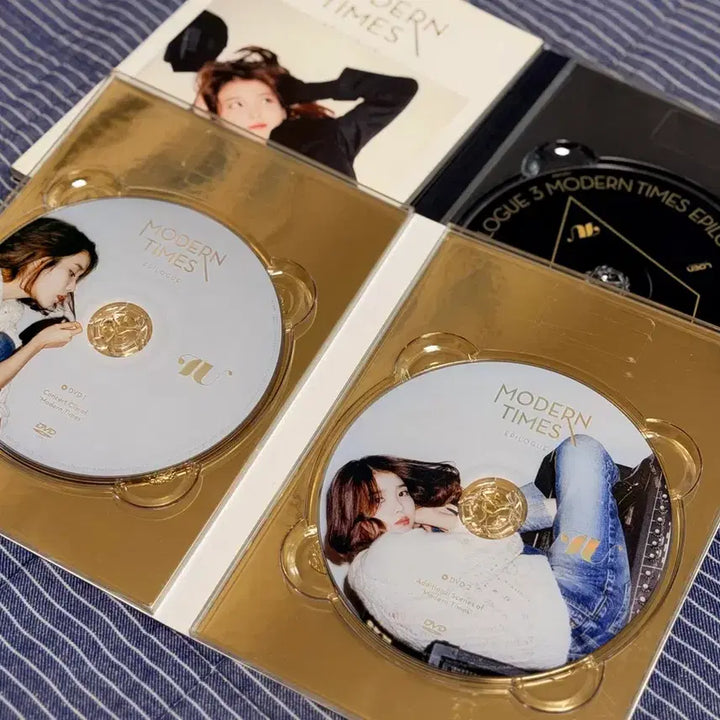 [BUNJANG] IU 3rd Album Limited Edition Modern Times Epilogue / 아이유 3집 한정반 Modern Times Epilogue 모던 타임즈