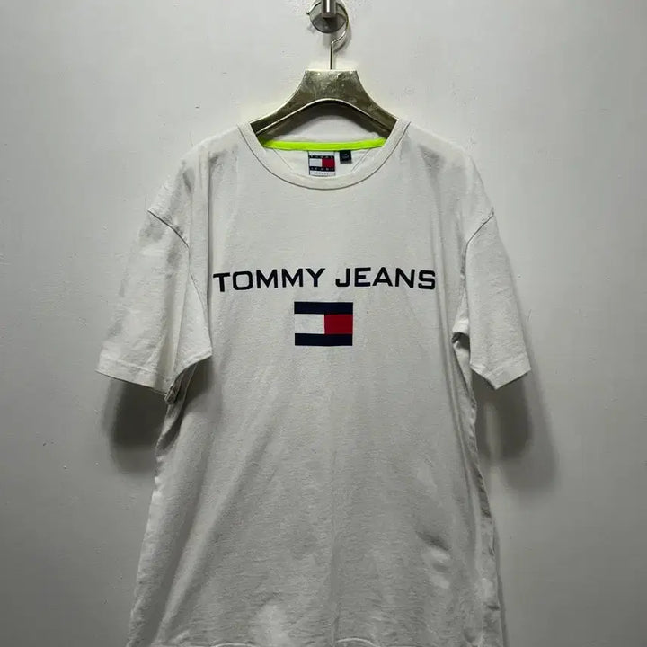 [SOLD OUT] 타미진스 흰색 반팔 티셔츠 S
