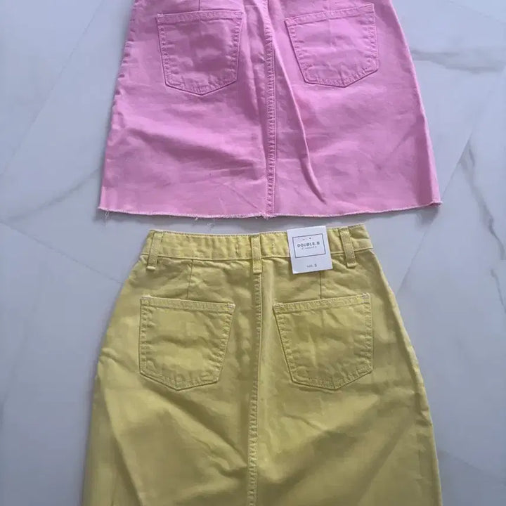 [BUNJANG] Pink/Yellow Denim Mini Skirt / 핑크/옐로우 데님 미니스커트