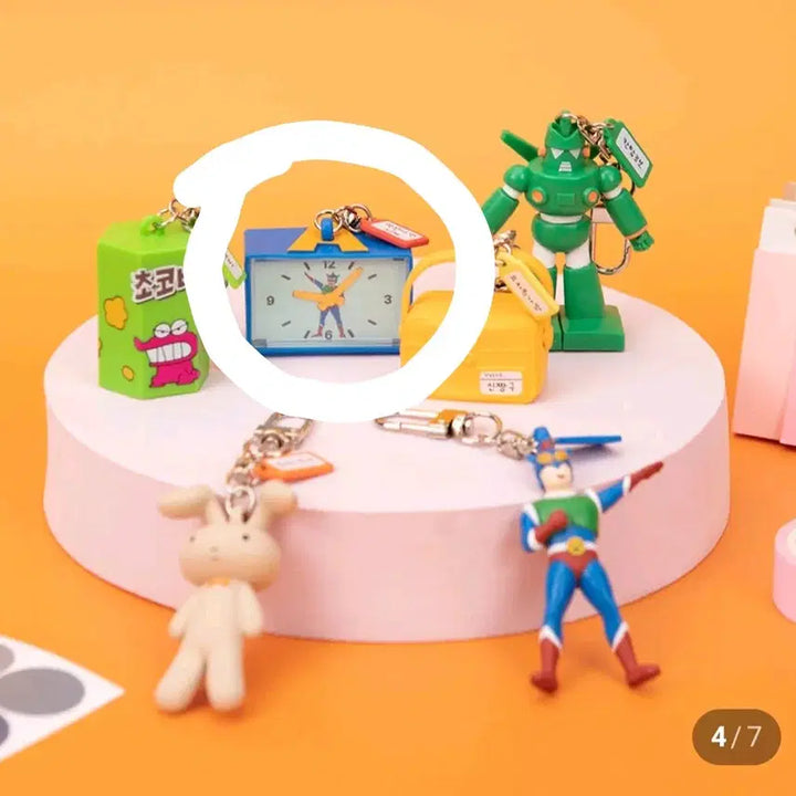 [BUNJANG] Crayon Shin-chan Mini Alarm Clock Keychain / (새상품)짱구 미니어쳐 키링 알람시계