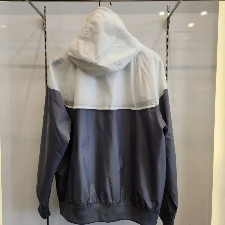 [BUNJANG] Nike Windrunner White/Grey Windbreaker XL / 나이키 윈드러너 화이트/그레이 바람막이XL