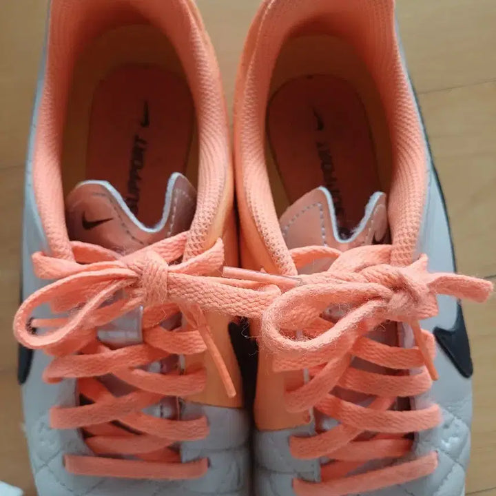 [BUNJANG] Nike Soccer Cleats Grey/Orange 215 / 나이키 축구화 회색/오렌지 215