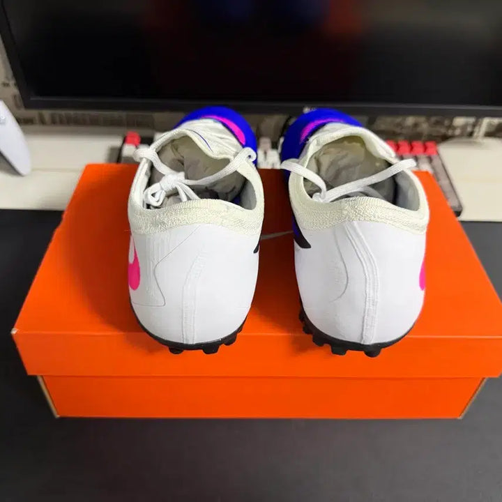 [SOLD OUT] 나이키 팬텀6 프로 TF 280 사이즈 판매
