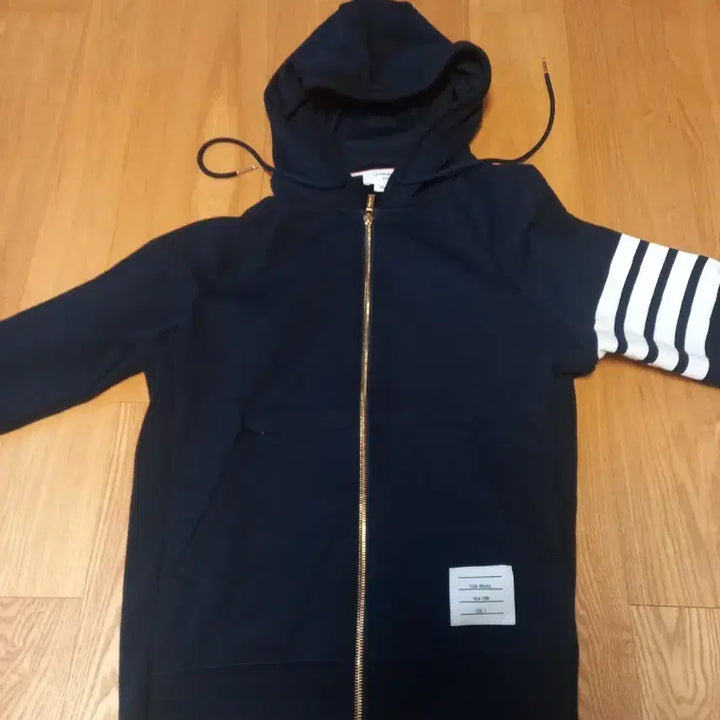 [BUNJANG] Thom Browne Navy Tri-Stripe Hoodie / 톰브라운 네이비 삼선 후드집업 3
