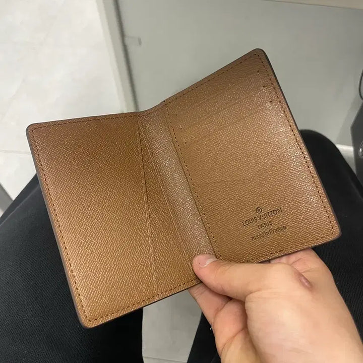 [SOLD OUT] 루이비통 반지갑 (설명 필독)