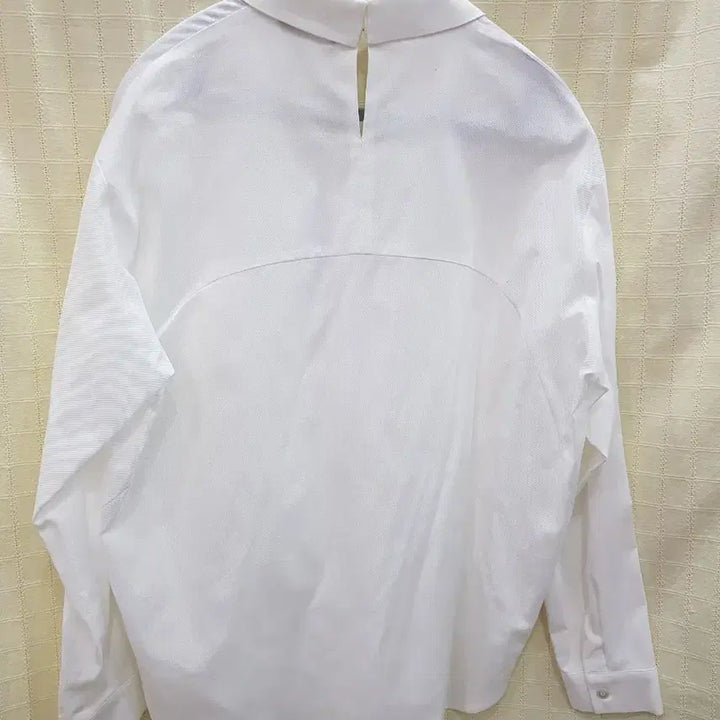 [BUNJANG] RETICELLA White Blouse / RETICELLA 화이트 블라우스 새상품