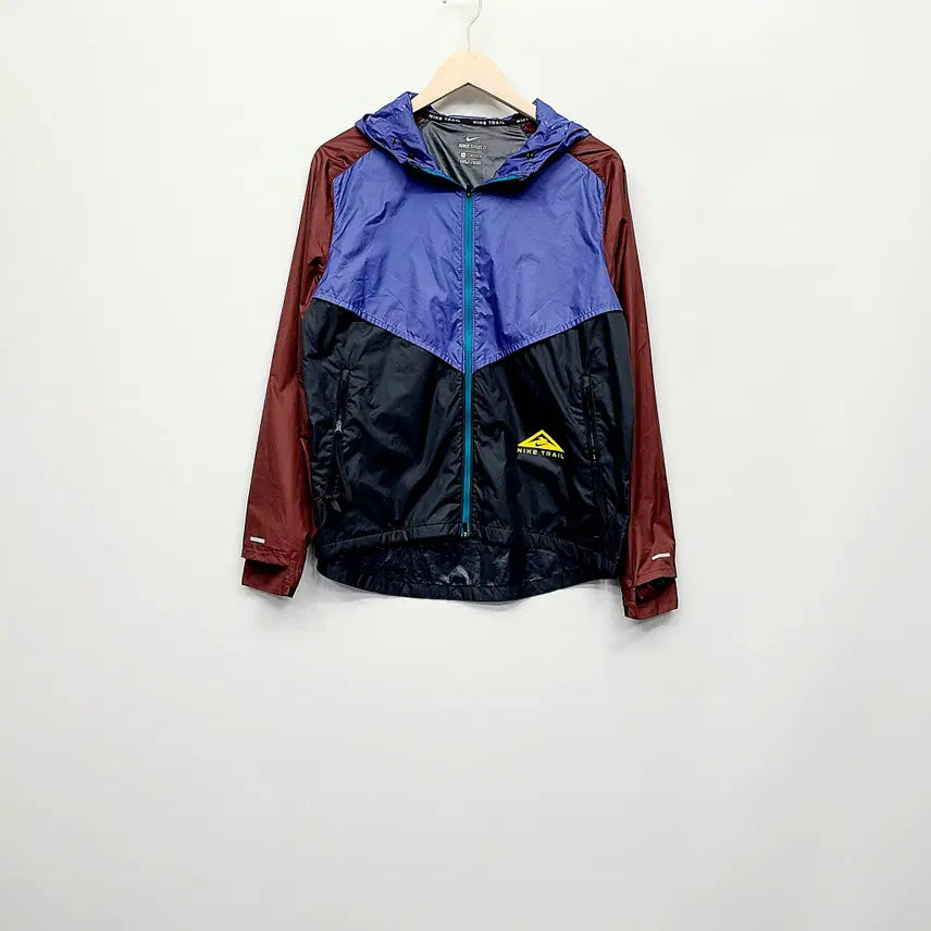 [BUNJANG] Nike Shield Windrunner Trail Jacket (CZ9055-510) - Size M / 나이키 쉴드 윈드러너 트레일 재킷 (CZ9055-510) M사이즈