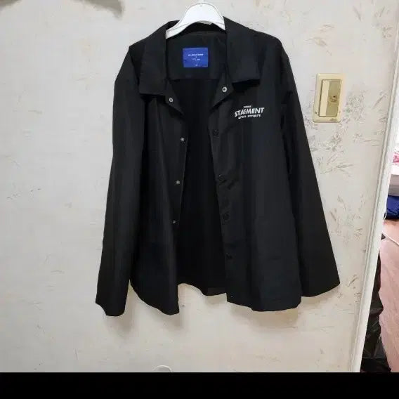 [SOLD OUT] 지금입기딱  100  남자 바람막이 자켓 검정자켓