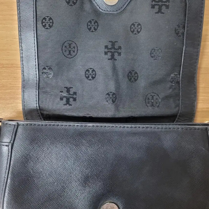 [BUNJANG] TORY BURCH Mini Shoulder and Crossbody Bag / TORY BURCH 토리버치 금장체인장식 미니 숄더 엔 크로스백