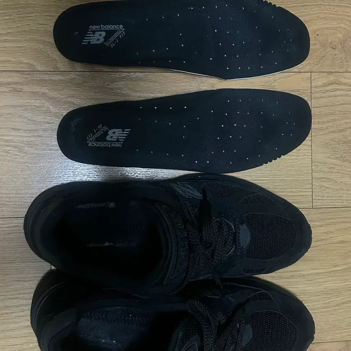 [SOLD OUT] 뉴발란스 991v2 블랙 그레이