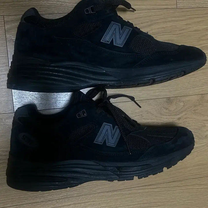 [SOLD OUT] 뉴발란스 991v2 블랙 그레이
