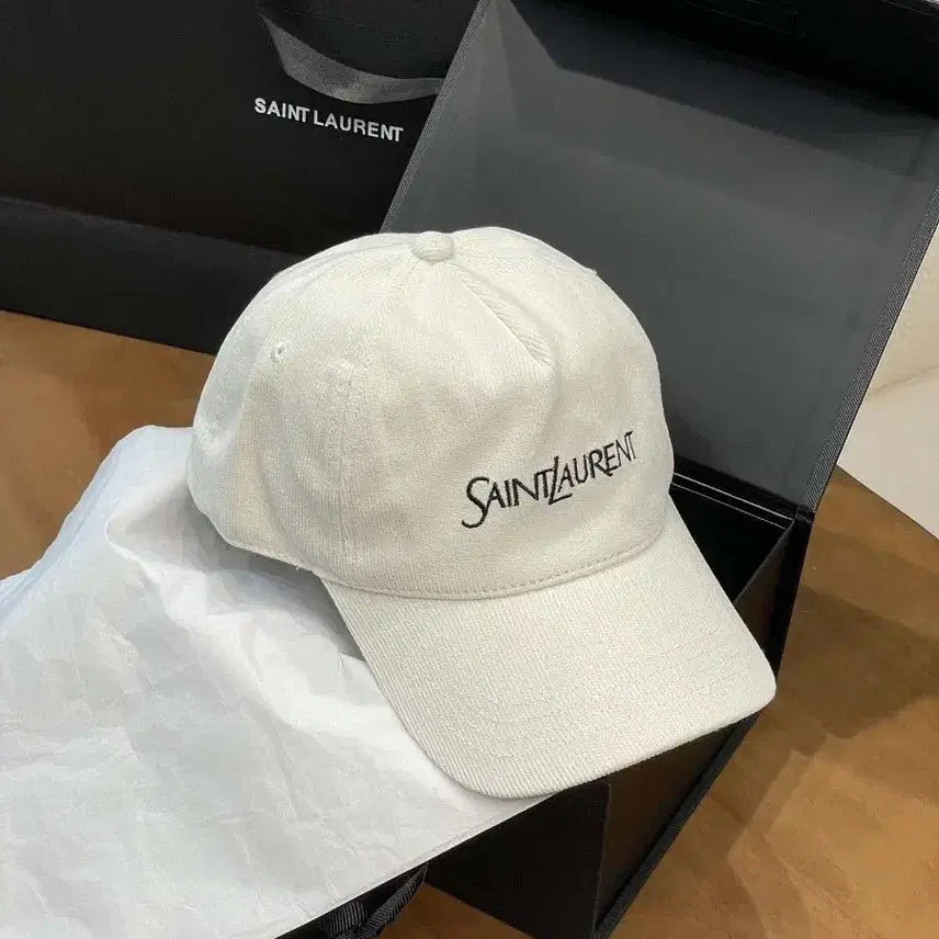[BUNJANG] Saint Laurent Baseball Cap / 생로랑 모자
