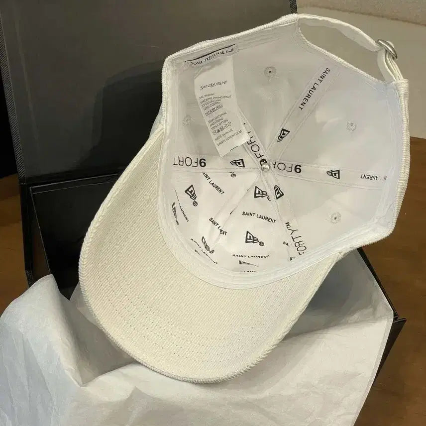 [BUNJANG] Saint Laurent Baseball Cap / 생로랑 모자