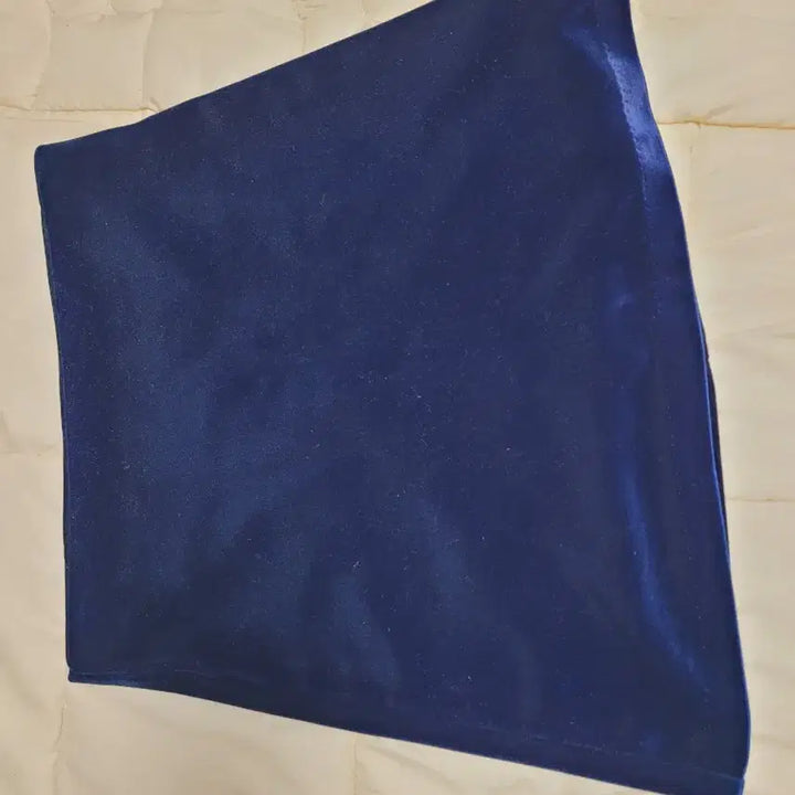 [BUNJANG] Navy Velvet Skirt / 네이비 벨벳 스커트 새상품
