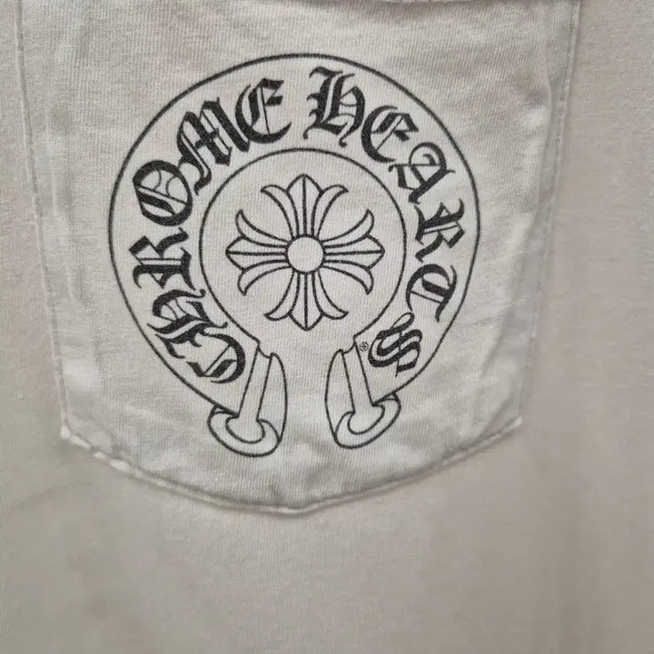 [BUNJANG] Chrome Hearts Horseshoe Pocket T-Shirt XL White / 크롬하츠 홀스슈 서울 포켓 반팔티 XL 화이트