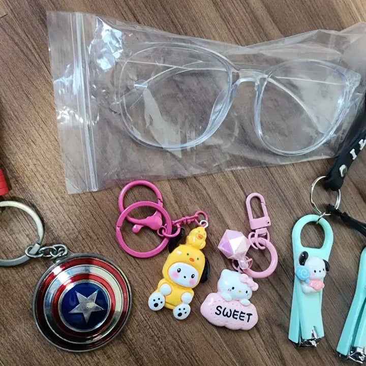 [BUNJANG] Pochacco Assorted Set / 키링, 손톱깎이, 안경 포차코 7종 일괄
