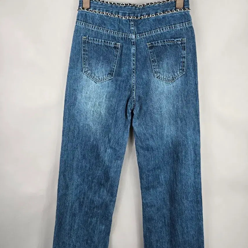 [BUNJANG] Chain Embellished High-Waist Semi-Wide Denim Pants / [무료배송]여성 M 체인 장식 하이웨이스트 세미 와이드 데님 팬츠 청바지