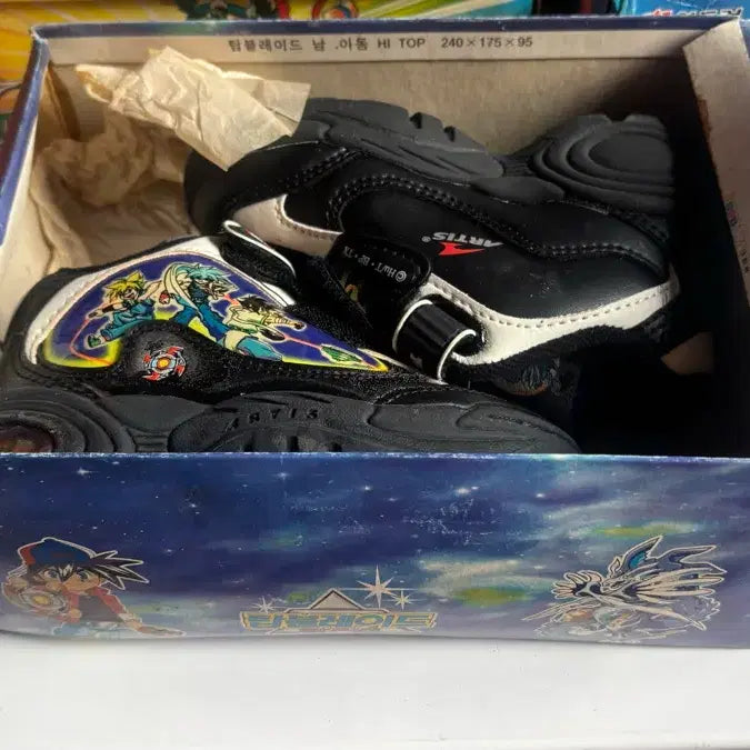 [BUNJANG] Artis Top Blade Character High-Top Sneakers / 아티스 탑블레이드 캐릭터운동화 하이모델 새상품