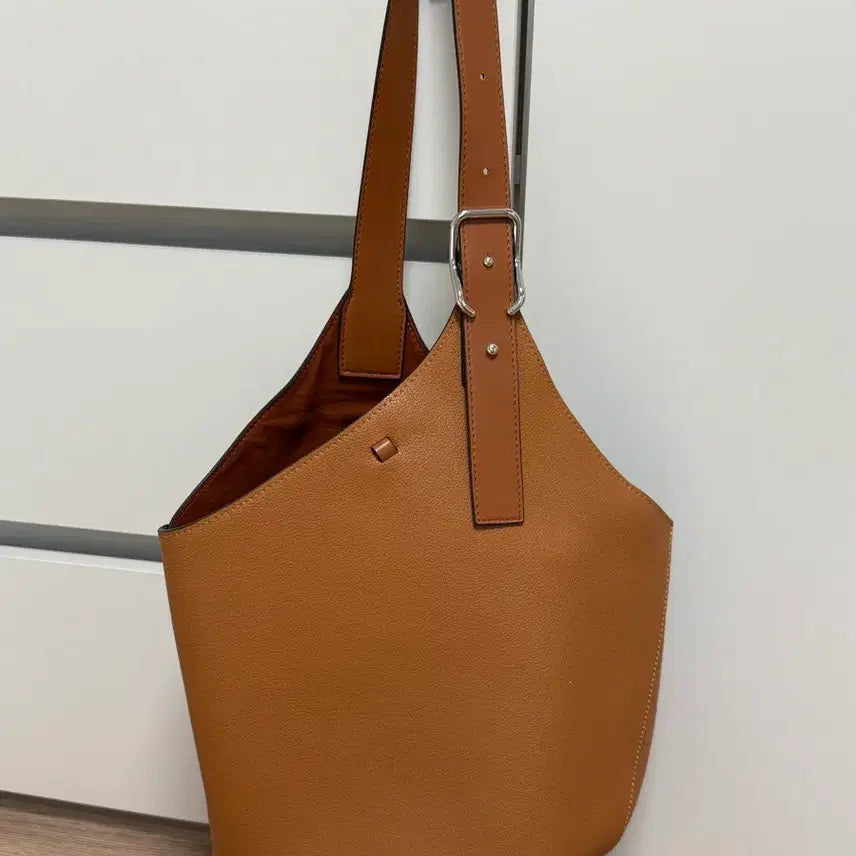 [BUNJANG] Brown Leather Bucket Shoulder Bag / 소가죽 브라운 가방 버킷백 숄더백