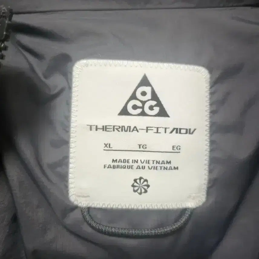 [BUNJANG] Nike ACG Black Padded Winter Jacket / 나이키 ACG 블랙 패딩 점퍼