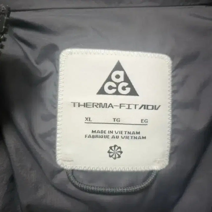 [BUNJANG] Nike ACG Black Padded Winter Jacket / 나이키 ACG 블랙 패딩 점퍼