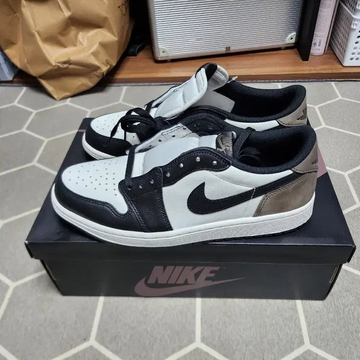 [SOLD OUT] 조던 1 레트로 로우 OG 모카 사이즈 275 (새상품)