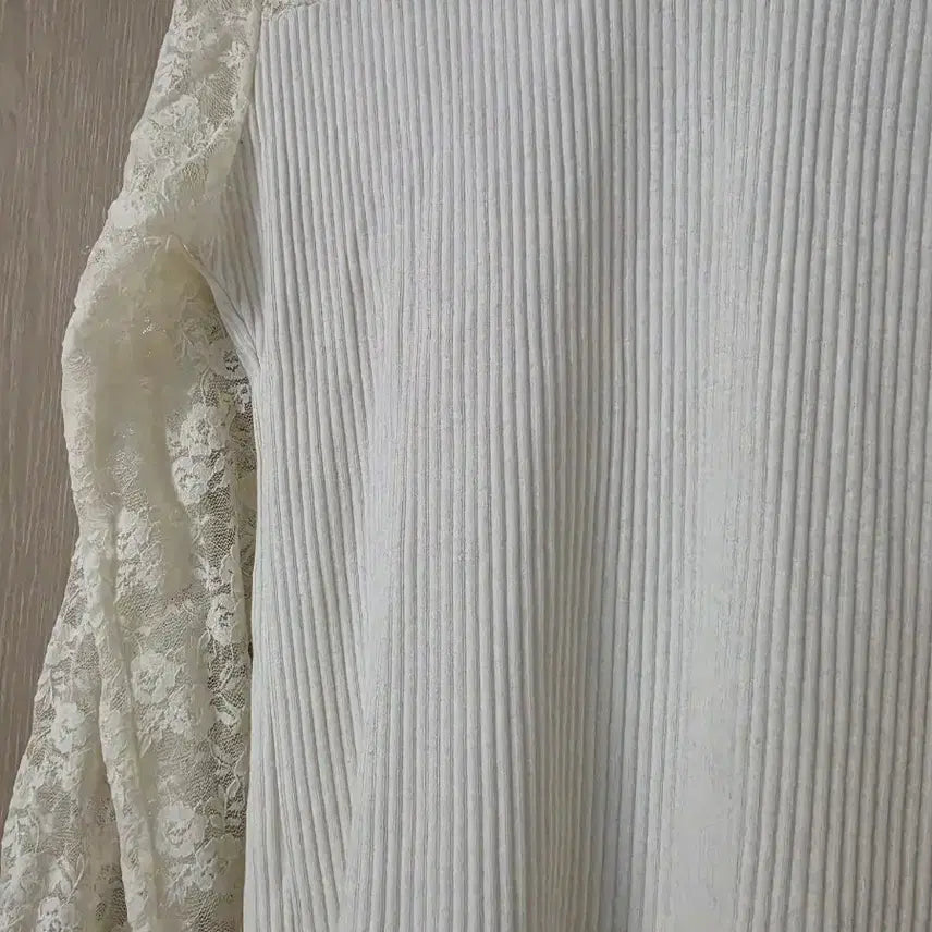 [BUNJANG] Wego Lace T-Shirt / 일본 wego 레이스 티셔츠