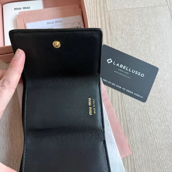 [BUNJANG] Miu Miu Patent Leather Card Wallet / 미우미우 페이던트 카드지갑