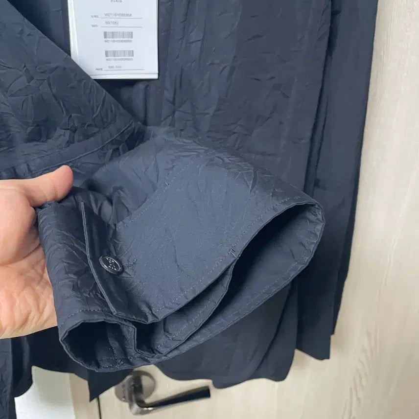 [BUNJANG] Wooyoungmi Cuff Detail Crinkle Shirt Black / 우영미 커프스 디테일 크링클 셔츠 블랙, 50사이즈