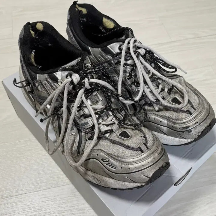[BUNJANG] Asics x Andersson Bell Gel 1090 Glacier Gray Silver Sneakers / 아식스 X 엔더슨벨 젤 1090 글레이셔 그레이 실버