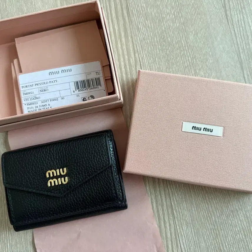 [BUNJANG] Miu Miu Card Holder / 미우미우 카드지갑