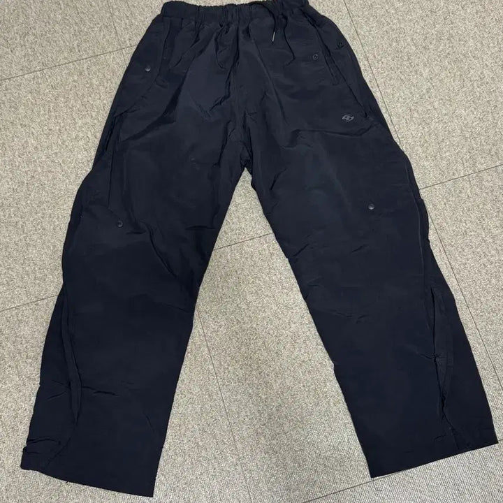 [BUNJANG] Sansan Gear Wave Pants 22SS Nylon Black Size 1 / 산산기어 웨이브 팬츠 22ss 나일론 블랙 1사이즈