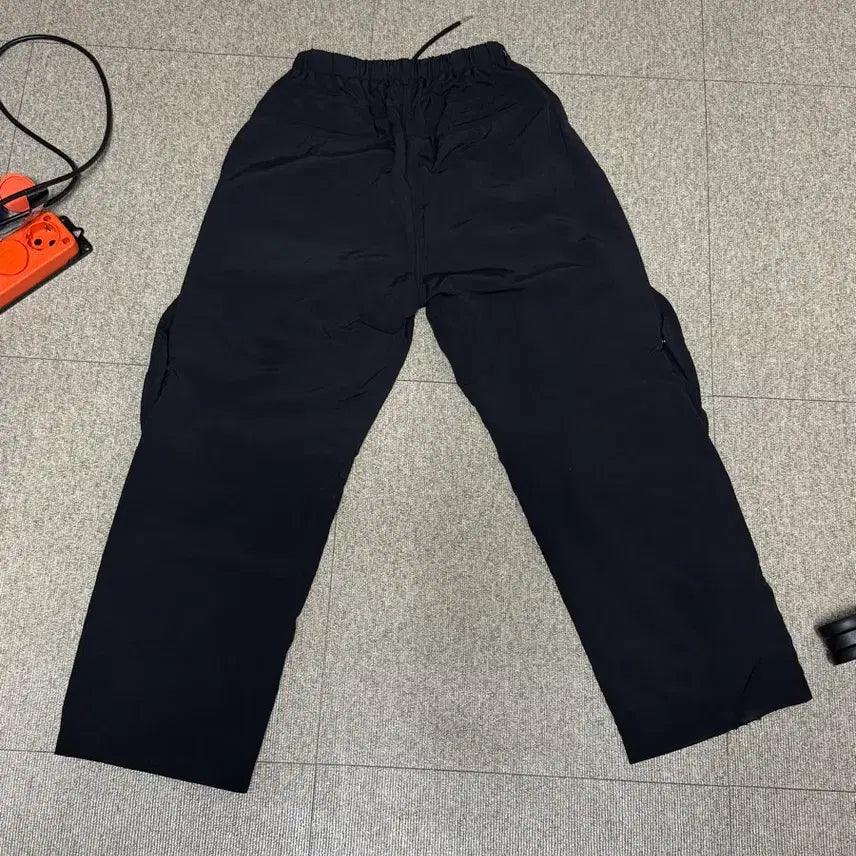 [BUNJANG] Sansan Gear Wave Pants 22SS Nylon Black Size 1 / 산산기어 웨이브 팬츠 22ss 나일론 블랙 1사이즈