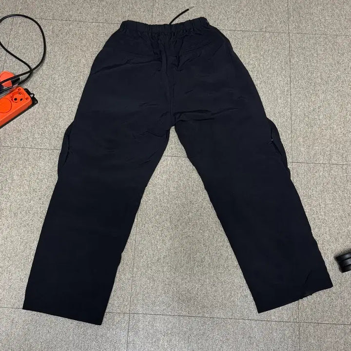 [BUNJANG] Sansan Gear Wave Pants 22SS Nylon Black Size 1 / 산산기어 웨이브 팬츠 22ss 나일론 블랙 1사이즈