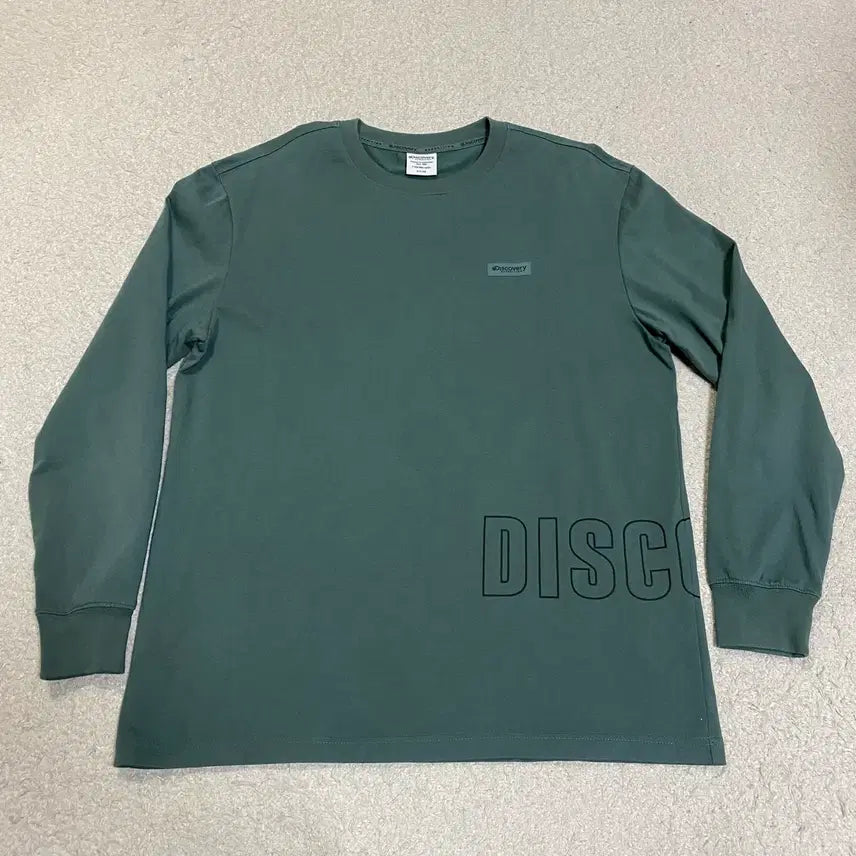 [SOLD OUT] 디스커버리 익스페디션 로고 긴팔 티셔츠 100