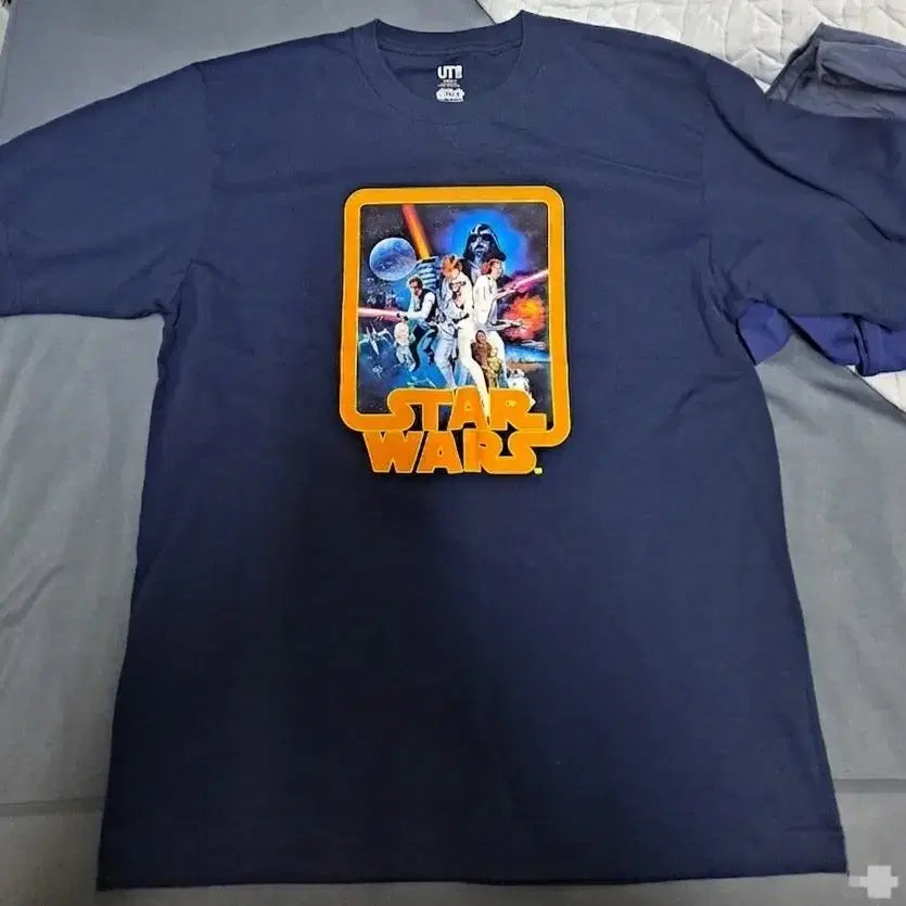 [BUNJANG] Uniqlo Star Wars Navy T-shirt / 유니클로 스타워즈 반팔티 네이비 M